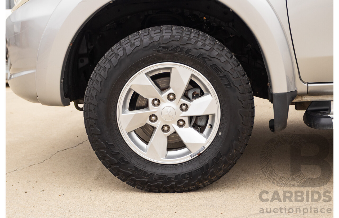 02/2016 Mitsubishi Triton GLX (4x4) MQ MY16 Upgrade Dual Cab Utility Silver Turbo Diesel 2.4L