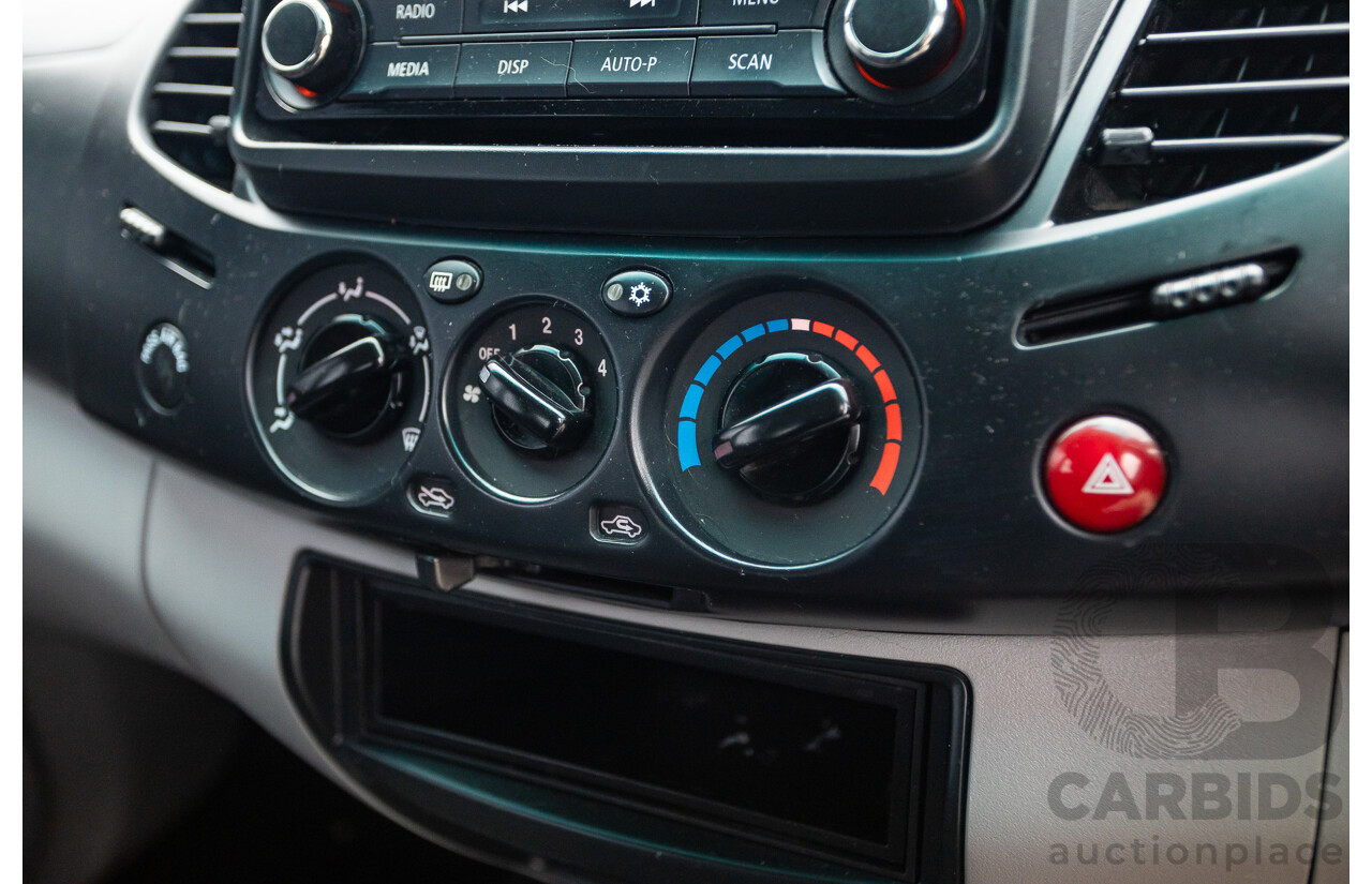 9/2014 Mitsubishi Triton GLX (4x4) MN MY14 UPDATE Double Cab Utility White Turbo Diesel 2.5L