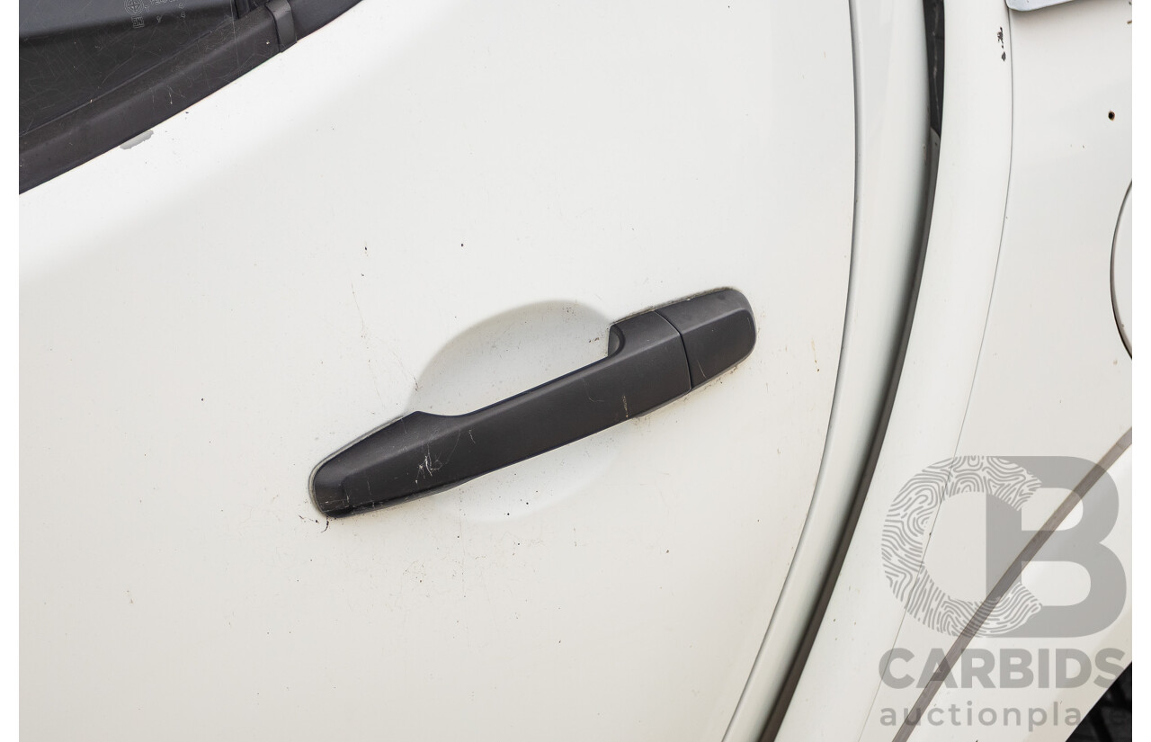9/2014 Mitsubishi Triton GLX (4x4) MN MY14 UPDATE Double Cab Utility White Turbo Diesel 2.5L