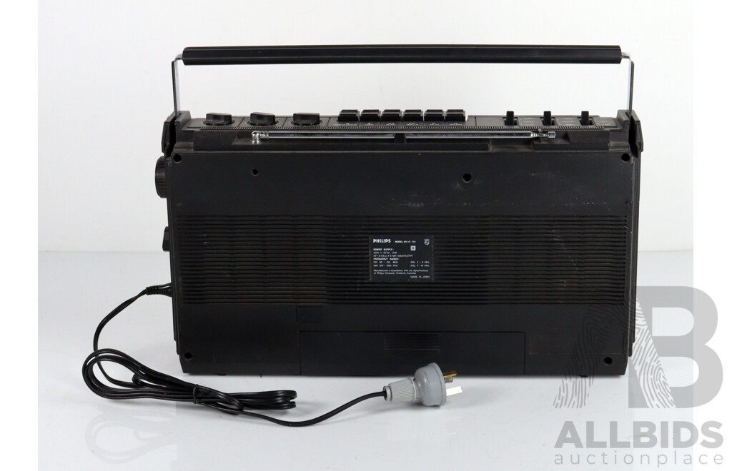 Retro Portable Philips 4 Band Radio Cassette Recorder