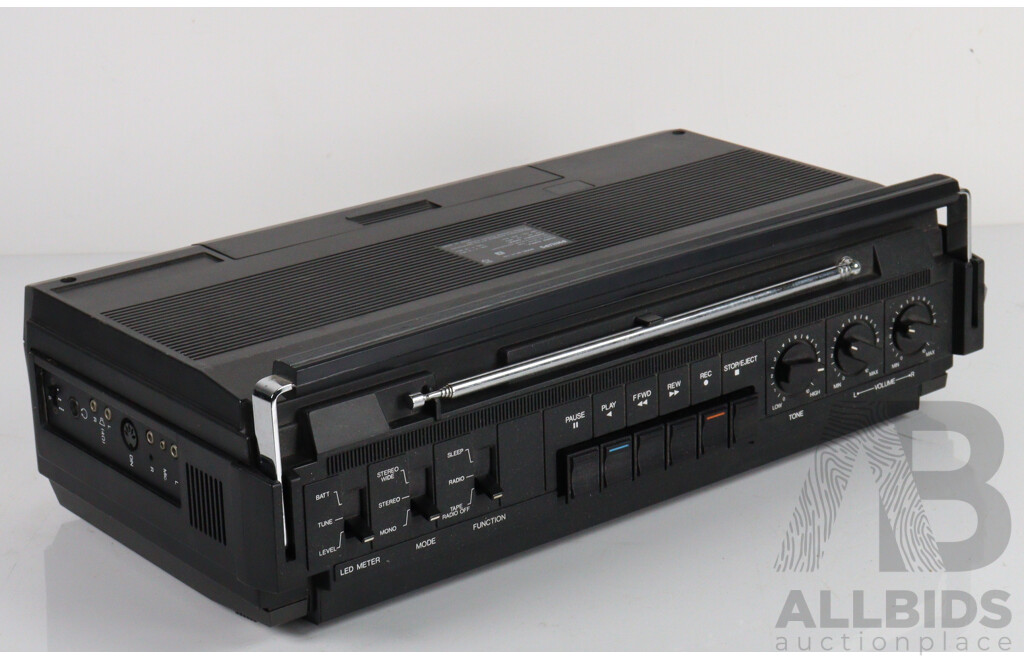 Retro Portable Philips 4 Band Radio Cassette Recorder