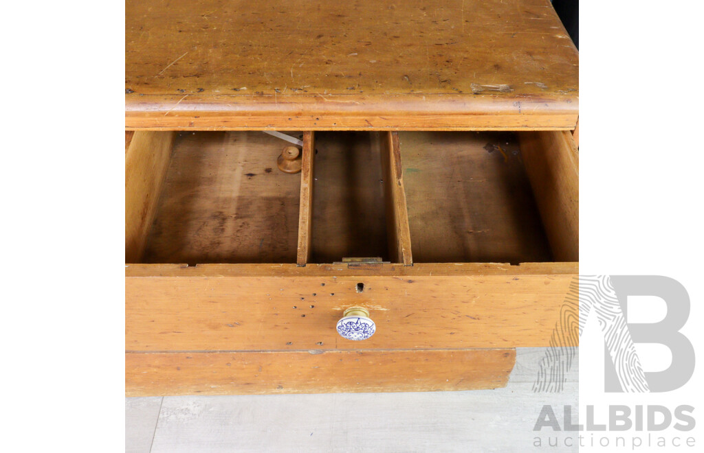 Victorian Kauri Pine Chest of Six Drawers