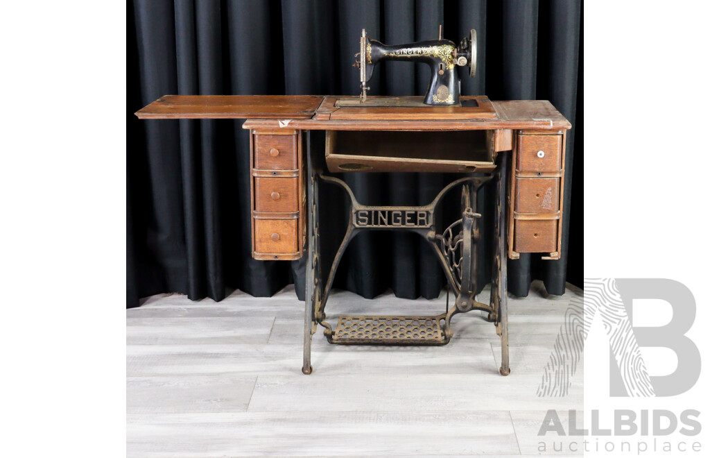 Singer Treadle Base Sewing Machine in Oak Case