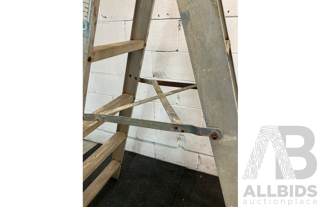 GORILLA Paint Platform Ladder , RHINO Aluminium Leadder  - Lot of 2