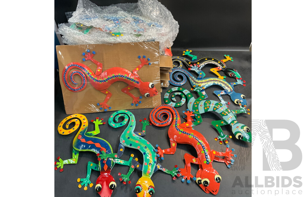 Metal Decorative Indoor Outdoor Hanging Wall Art - Gecko Lizard - Lot of 25
