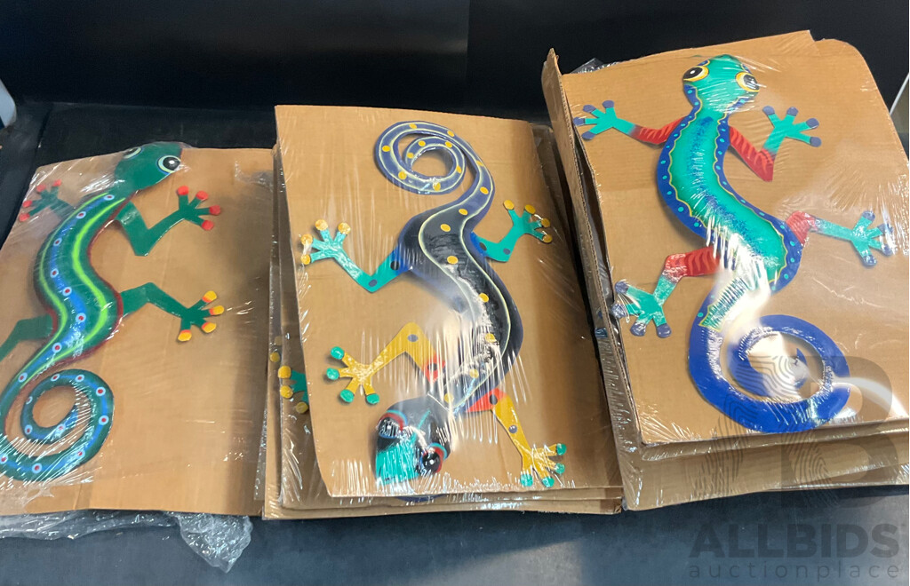 Metal Decorative Indoor Outdoor Hanging Wall Art - Gecko Lizard - Lot of 18