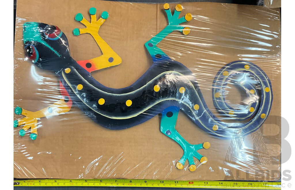 Metal Decorative Indoor Outdoor Hanging Wall Art - Gecko Lizard - Lot of 18