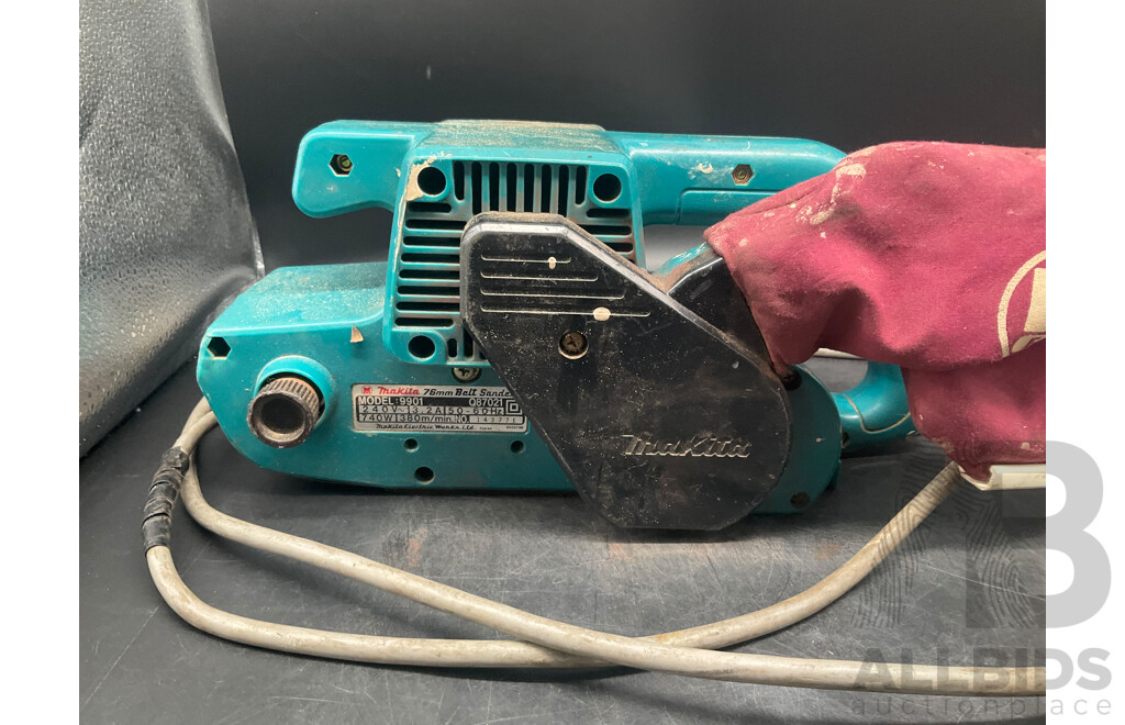 MAKITA (9901) 740W Belt Sander