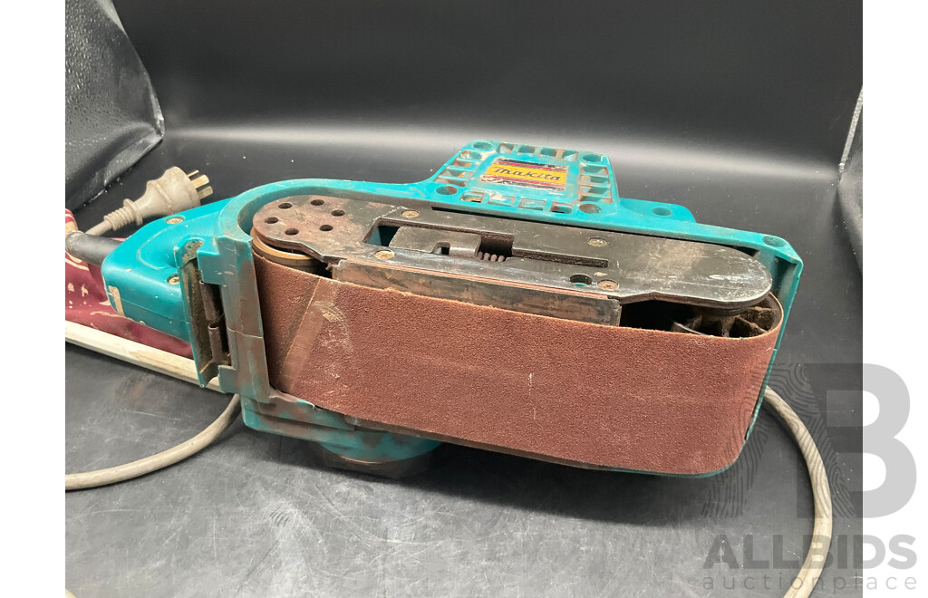MAKITA (9901) 740W Belt Sander