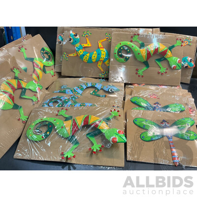 Metal Decorative Indoor Outdoor Hanging Wall Art - Gecko Lizard / Dragonfly - Lot of 21