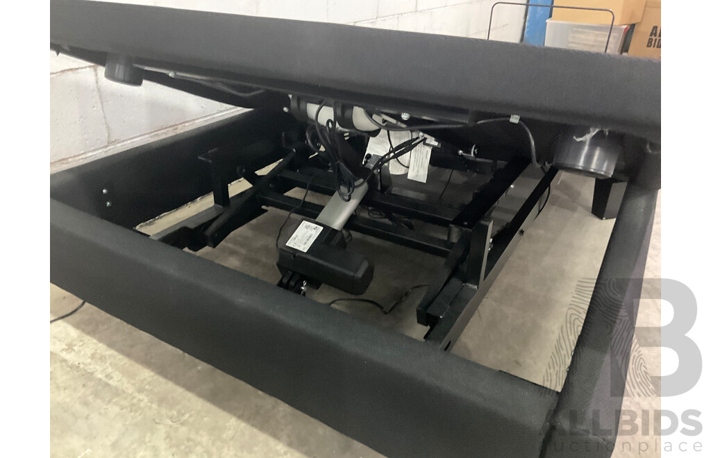 a H BEARD Uplift Adjustable Bed - Base Only  (Long Wide Single) - ORP $6290