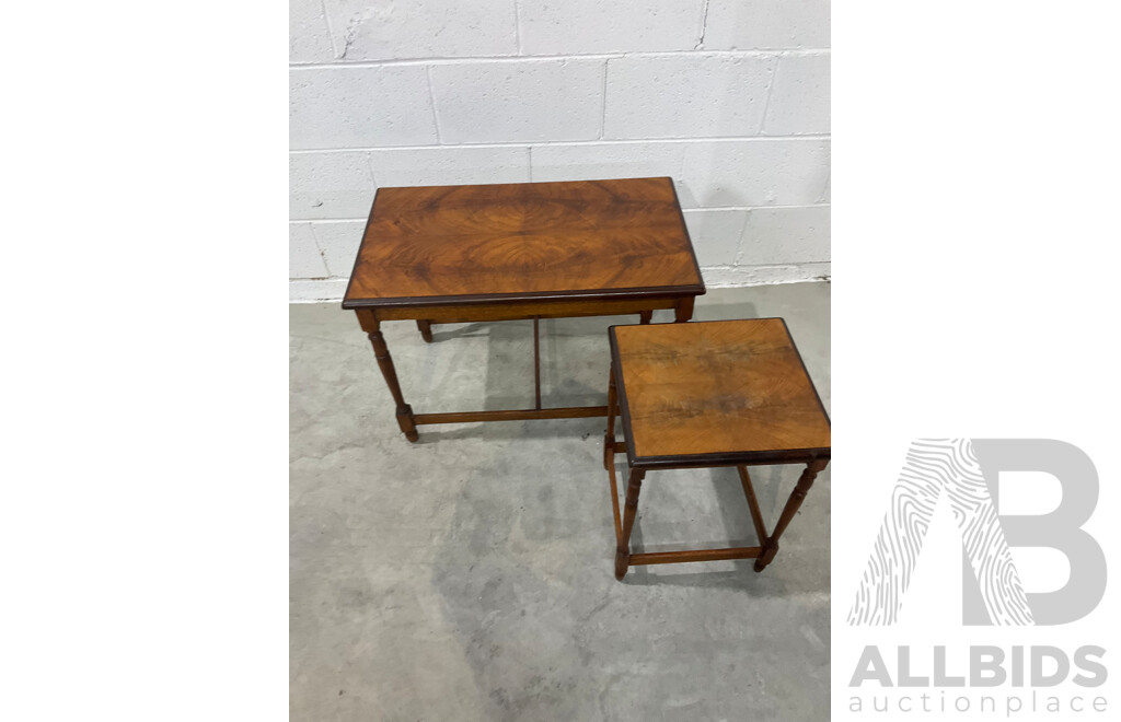 Mahogany Wood Flute Leg Nest Table - Set of 2