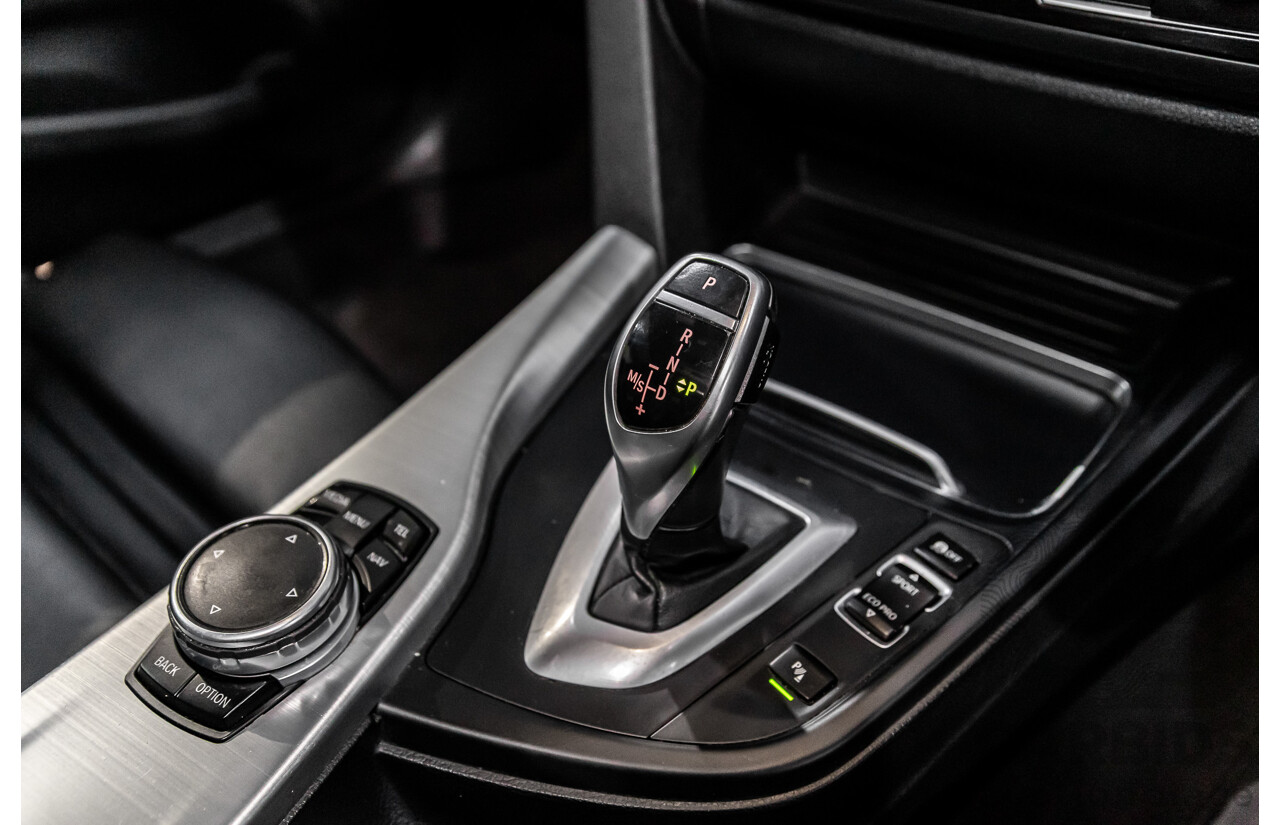 11/2015 BMW 435i F32 MY15 2d Coupe Black Sapphire Metallic Turbo 3.0L