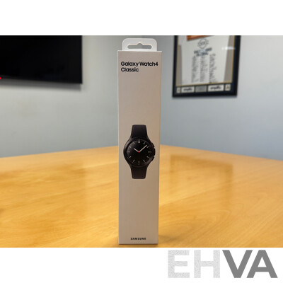 Samsung Galaxy Watch4 - Classic