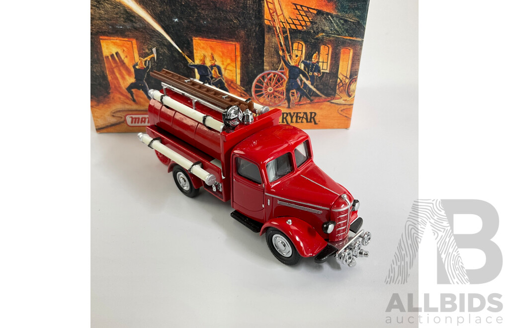 Vintage Matchbox Models of Yesteryear Fire Engine Series 1939 Bedford Tanker and 1906 Waterous Fire Engine