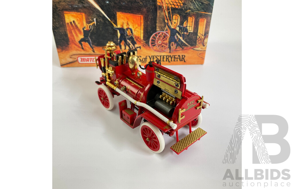 Vintage Matchbox Models of Yesteryear Fire Engine Series 1939 Bedford Tanker and 1906 Waterous Fire Engine
