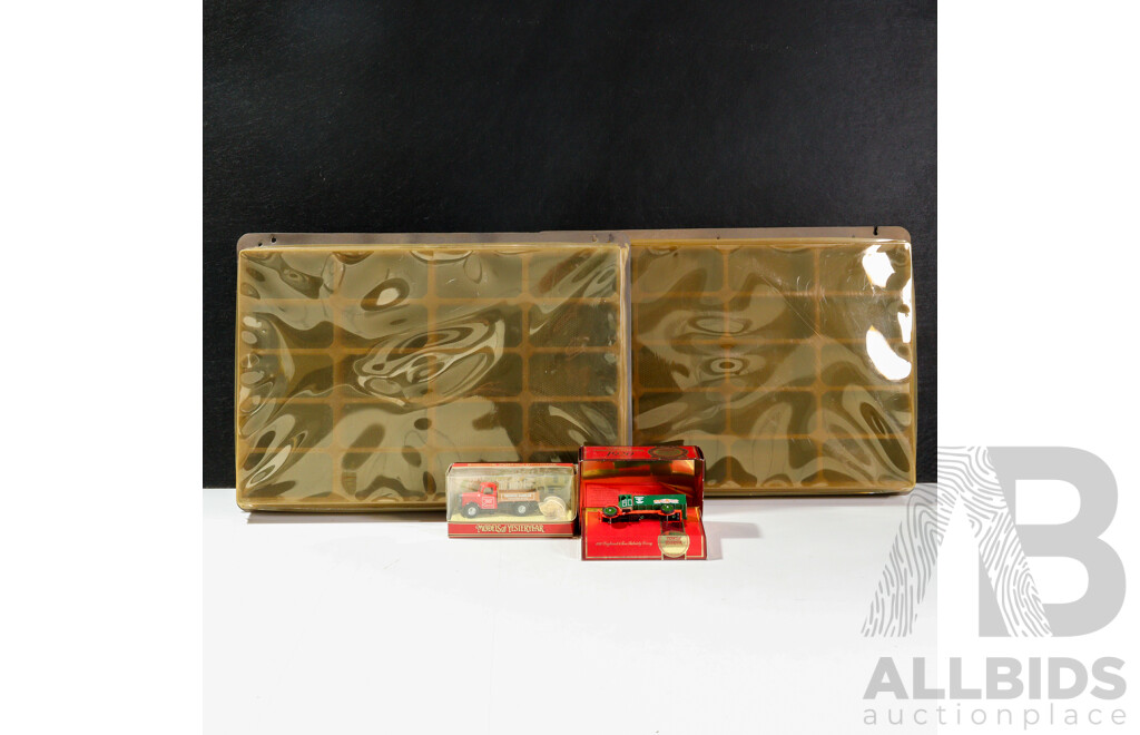 Vintage Matchbox Matchbox Models of Yesteryear 1920 Leyland 3 Ton Subsidy Lorry Y-9 , 1939 Bedford KD Truck Y-63 with Two Display Cases