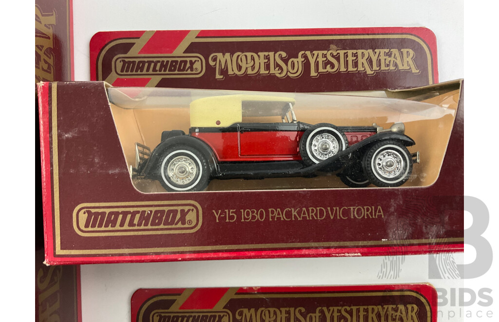 Seven Vintage Matchbox Models of Yesteryear Vehicles Including Limited Edition Gift Set, 1930 Packard, 1922 AEC Omnibus, 1920 Rolls Royce Fire Engine