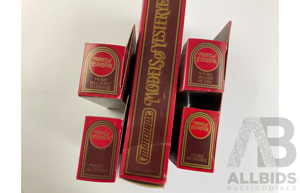 Seven Vintage Matchbox Models of Yesteryear Vehicles Including Limited Edition Gift Set, 1930 Packard, 1922 AEC Omnibus, 1920 Rolls Royce Fire Engine
