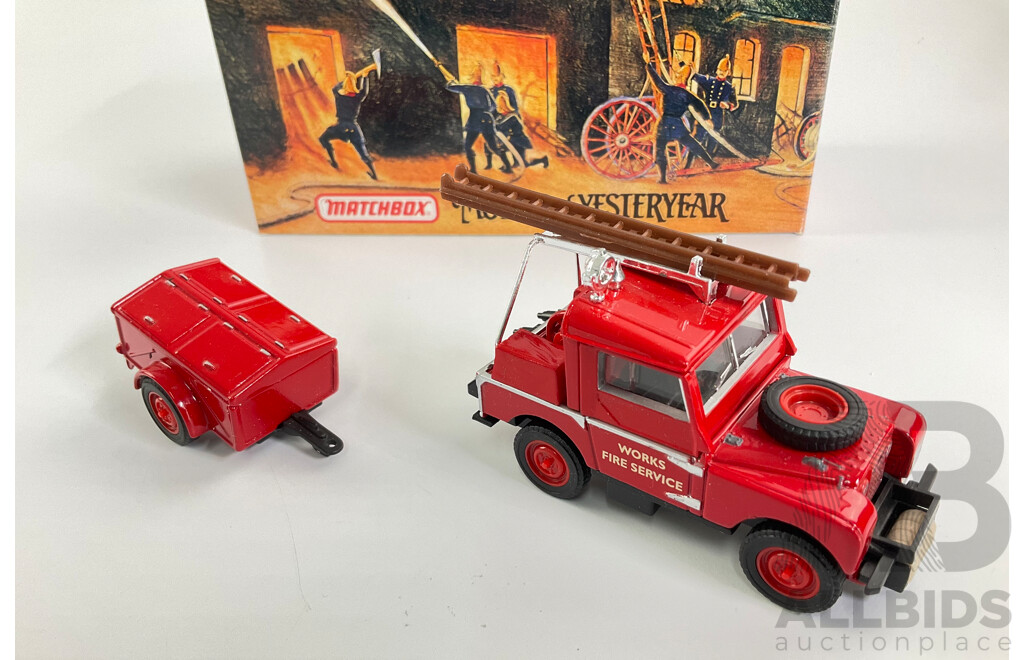 Vintage Matchbox Models of Yesteryear Fire Engine Series 1948 Land Rover Auxiliary