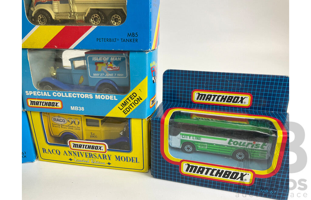 Fourteen Matchbox Australian Collectors Models/Special Collector's Models Including Isle of Man, Amoco Pepsi Cola The Australian Trucks, Stork SB, City Line Tourist, Voyager, Alitlia Around London Tour Bus Buses,