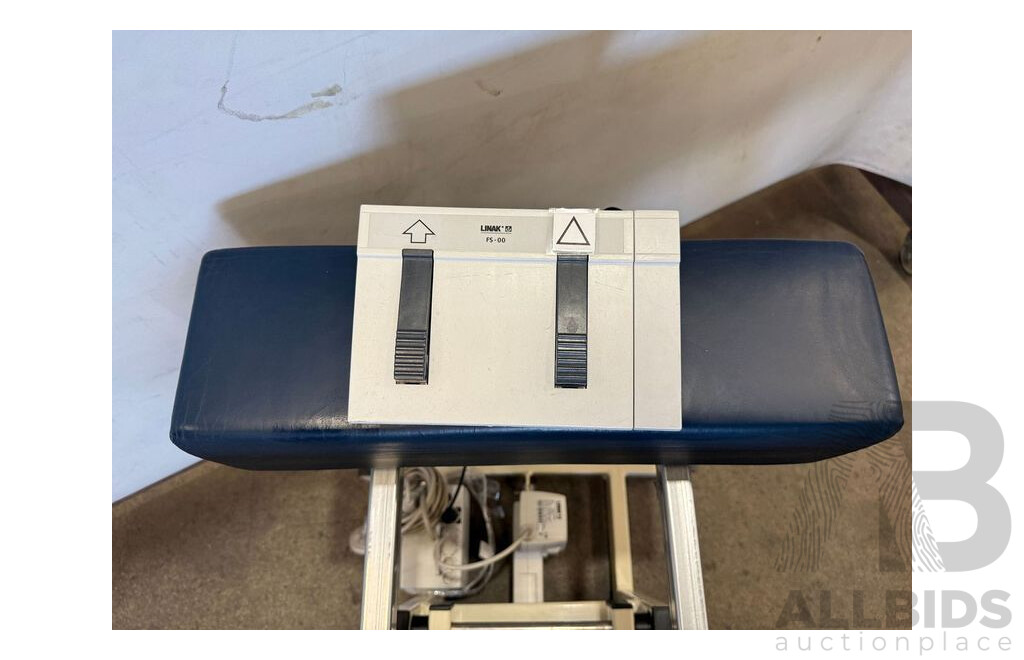 Linak Commercial Massage Table