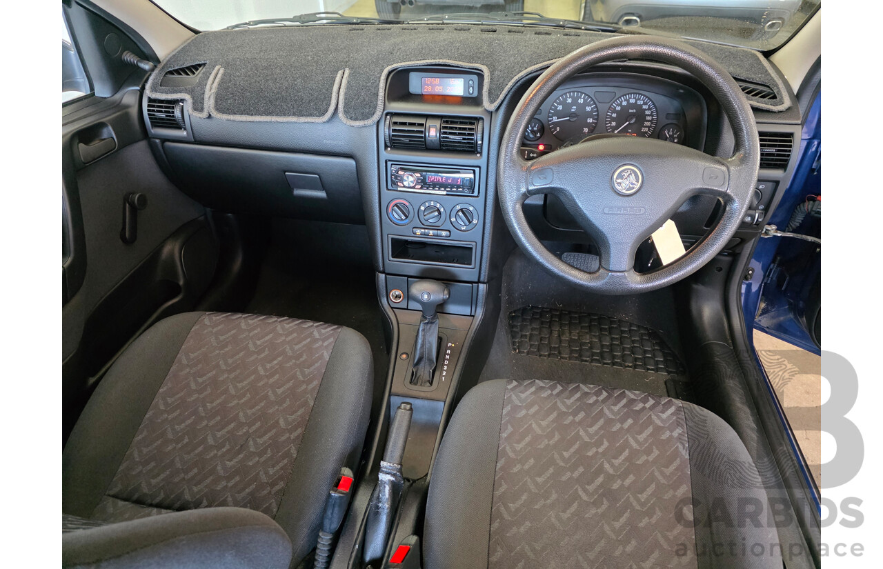 5/2002 Holden Astra Equipe TS 5d Hatchback Blue 1.8L