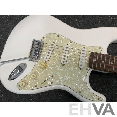 SQUIER by Fender Strat Electric Guitar in White Pearl