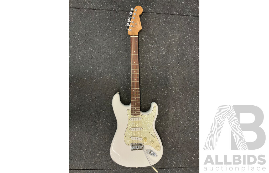 SQUIER by Fender Strat Electric Guitar in White Pearl