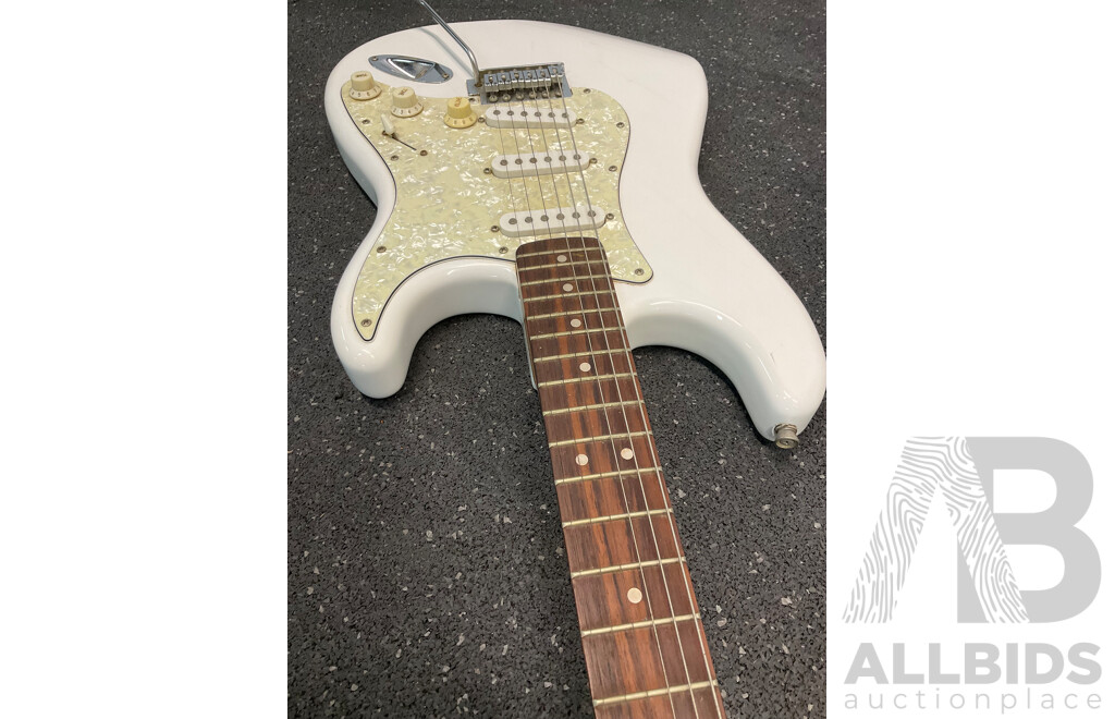 SQUIER by Fender Strat Electric Guitar in White Pearl