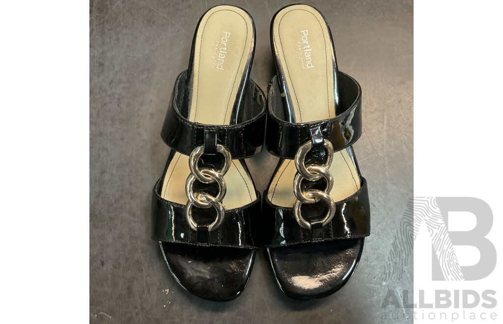 Assorted Women's Open Toe Shoes Included Supersoft, Portland and More - Size 38/39/8 - Lot of 5