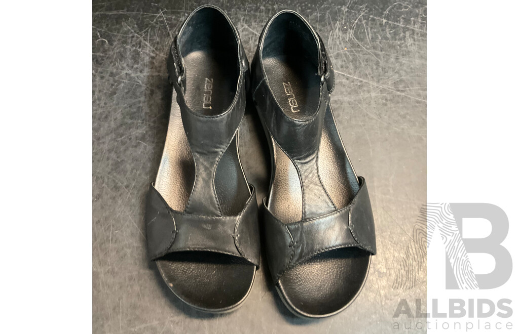 Assorted Women's Open Toe Shoes & Loafers Included , Portland and More - Size 38/39/9/8c/6 - Lot of 5