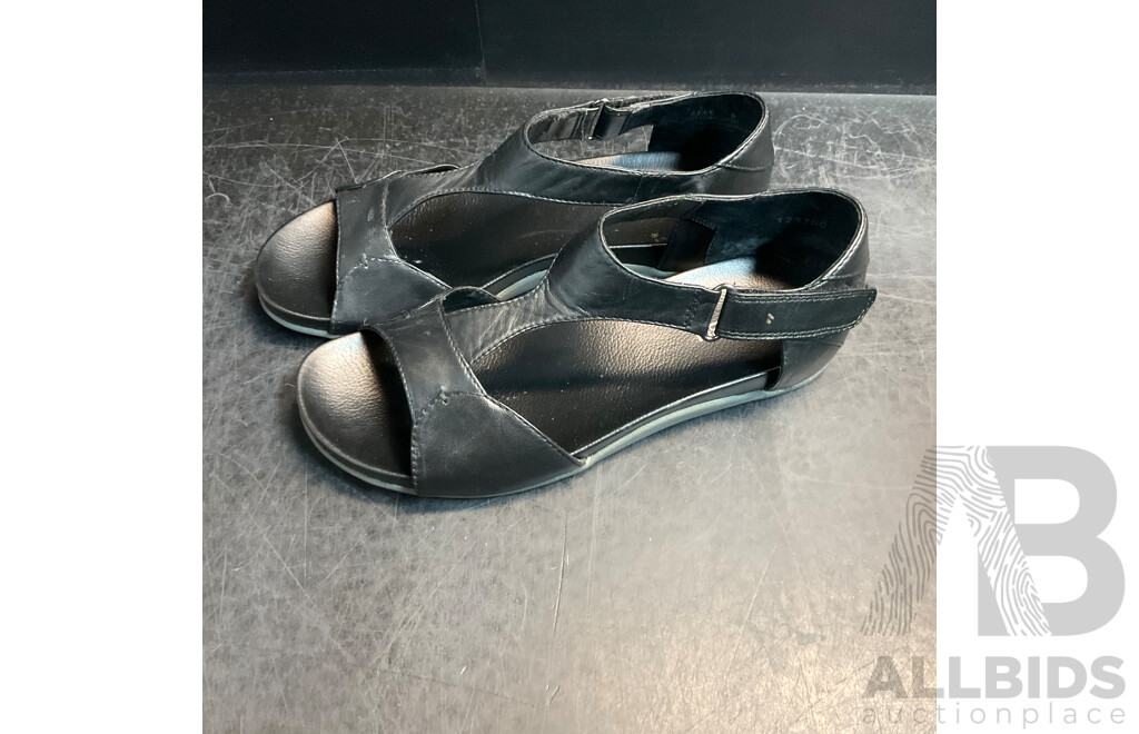 Assorted Women's Open Toe Shoes & Loafers Included , Portland and More - Size 38/39/9/8c/6 - Lot of 5