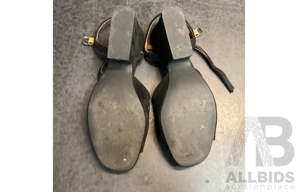 Assorted Women's Open Toe Shoes & Loafers Included , Portland and More - Size 38/39/9/8c/6 - Lot of 5