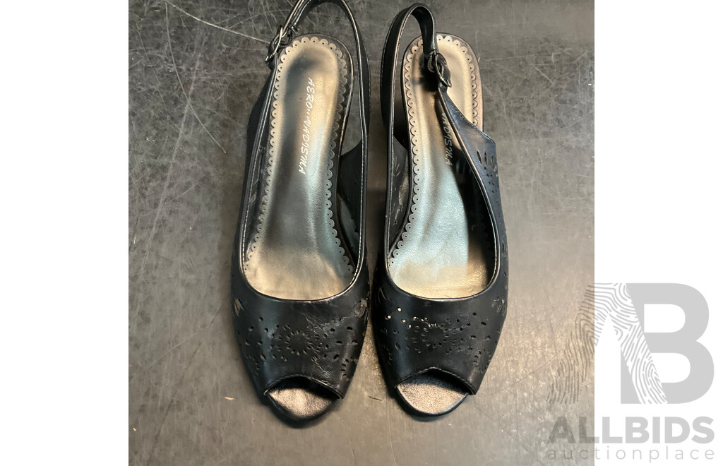 Assorted Women's Open Toe Shoes & Loafer Included Easystep, Portland and More - Size 38/8/8C - Lot of 5