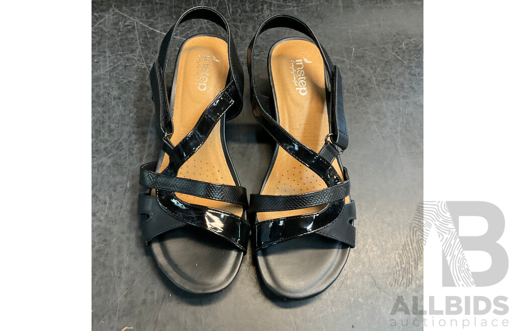Assorted Women's Open Toe Shoes & Loafer Included Easystep, Portland and More - Size 38/8/8C - Lot of 5