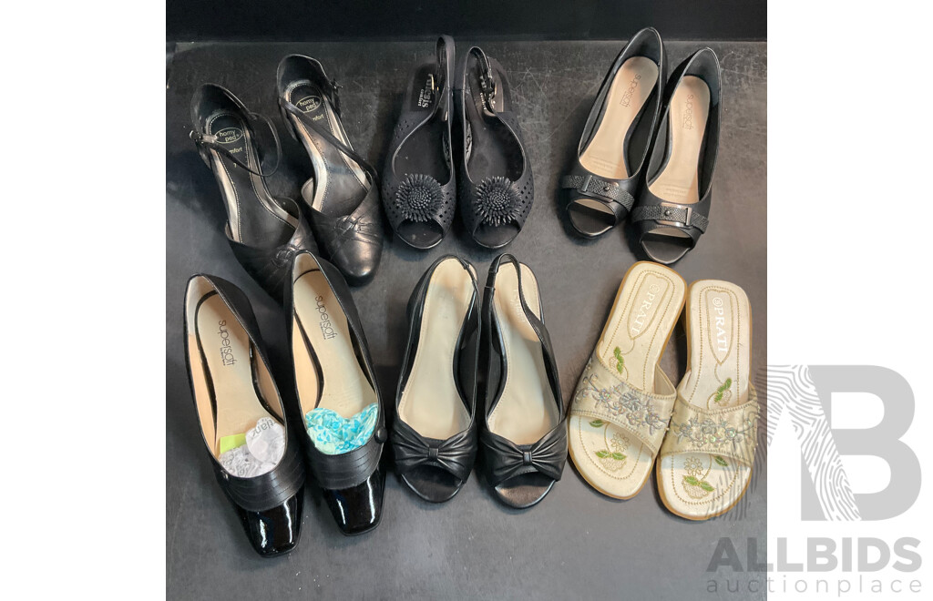 Assorted Women's Shoes  - Size 7 1/2/ 39/8C/ 7 - Lot of 6