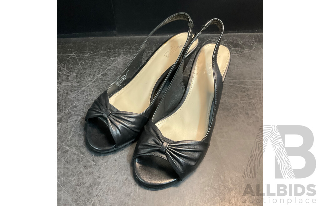 Assorted Women's Shoes  - Size 7 1/2/ 39/8C/ 7 - Lot of 6