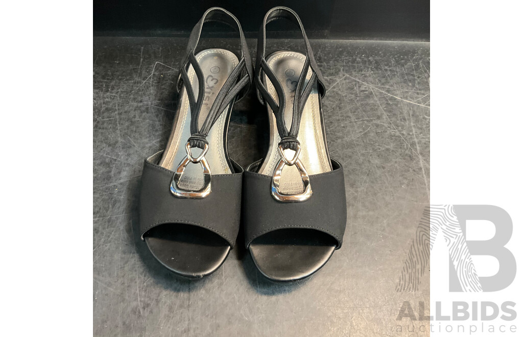 Assorted Women's Shoes - Size 8/38/8/39 - Lot of 5