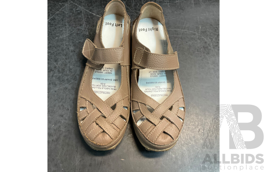 Assorted Women's Open Toes Shoes & Loafers - Size 39/9 - Lot of 6