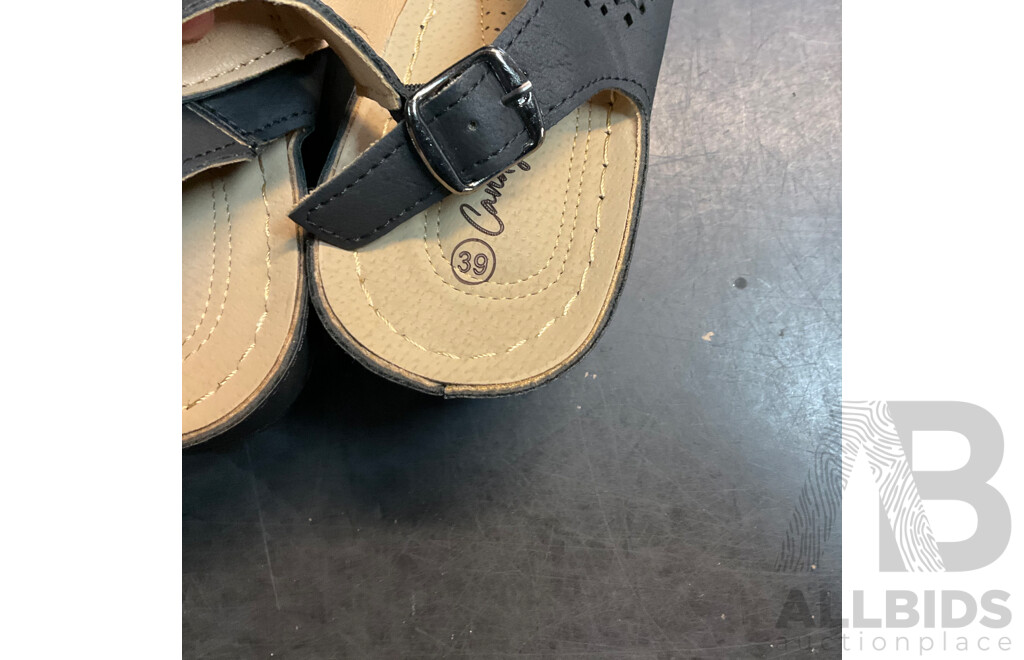 Assorted Women's Open Toes Shoes & Loafers - Size 39/9 - Lot of 6