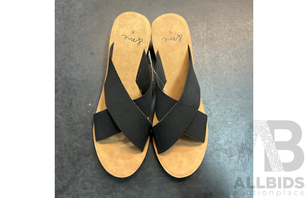 Assorted Women's Open Toes Shoes/ Loafers/Indoor Slippers & More - Various Sizes - Lot of 15