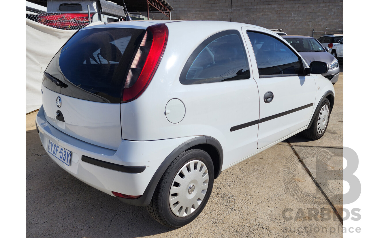 4/2005 Holden Barina  XC (MY04.5) 3d Hatchback White 1.4L