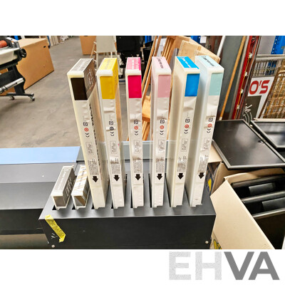 Roland (VS-640) VersaCAMM Eco-Solvent Inkjet Printer/Cutter