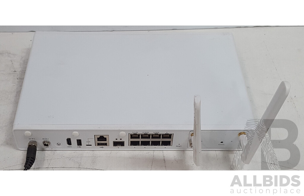Sophos XG-125 Network Security/Firewall Appliance w/ Power Supply