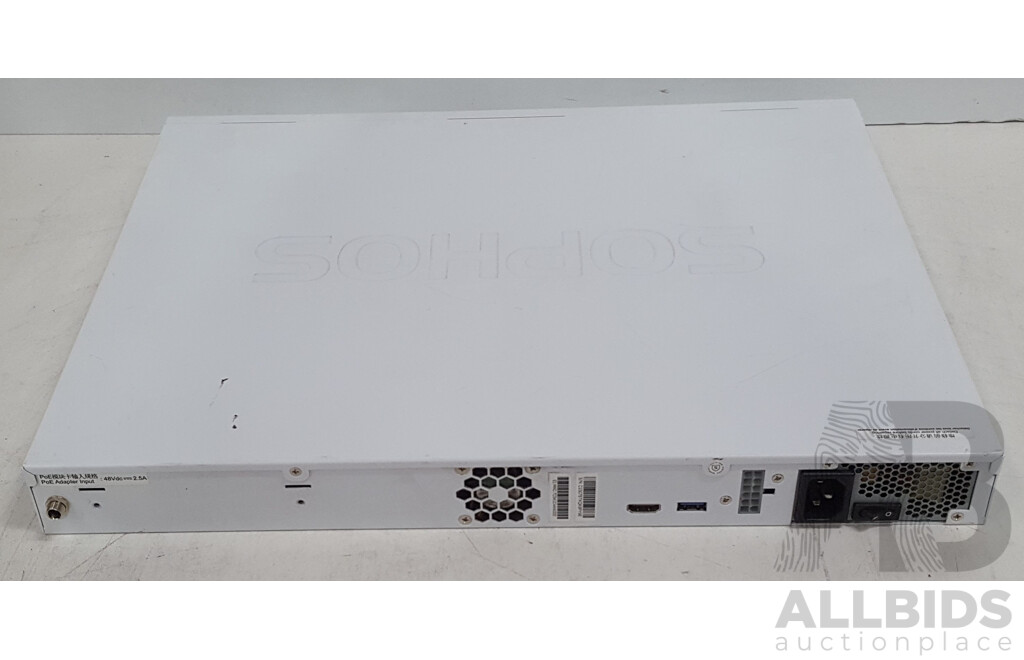Sophos XG-210 Network Security/Firewall Appliance