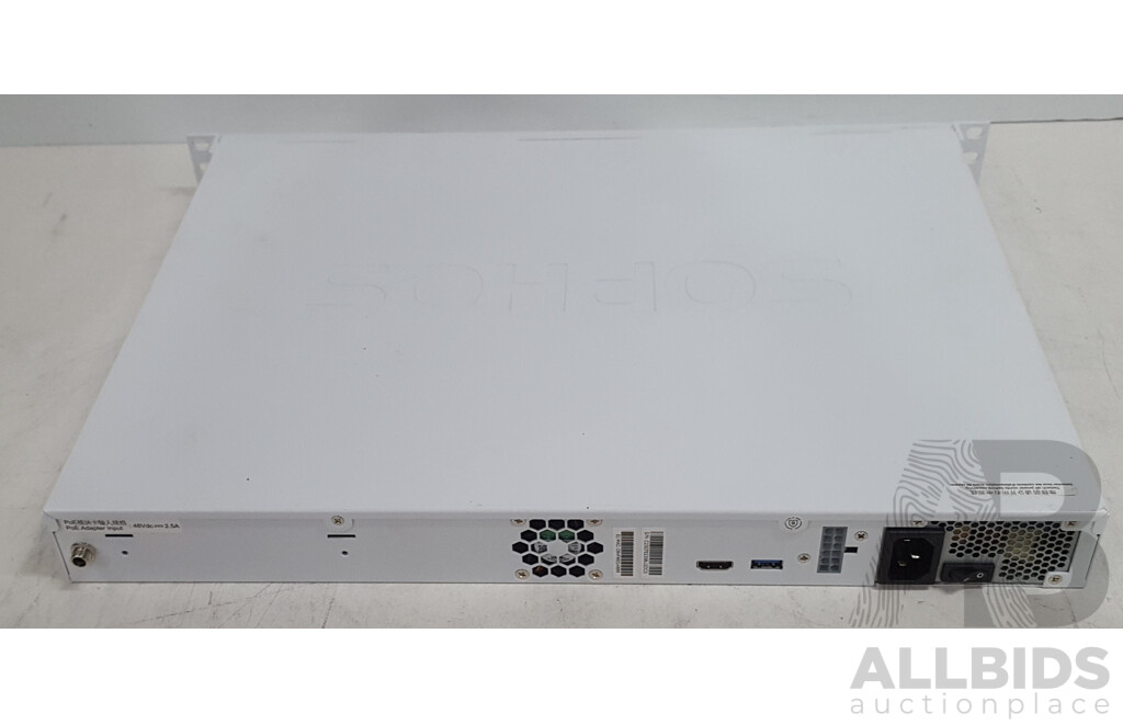Sophos XG-210 Network Security/Firewall Appliance