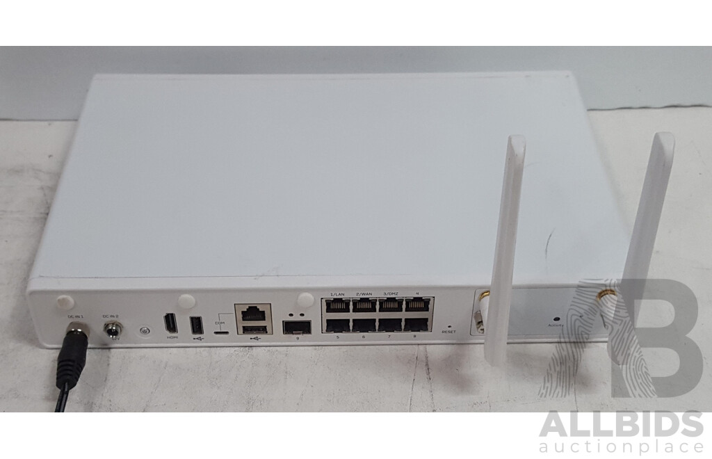 Sophos XG-135 Network Security/Firewall Appliance w/ Power Supply