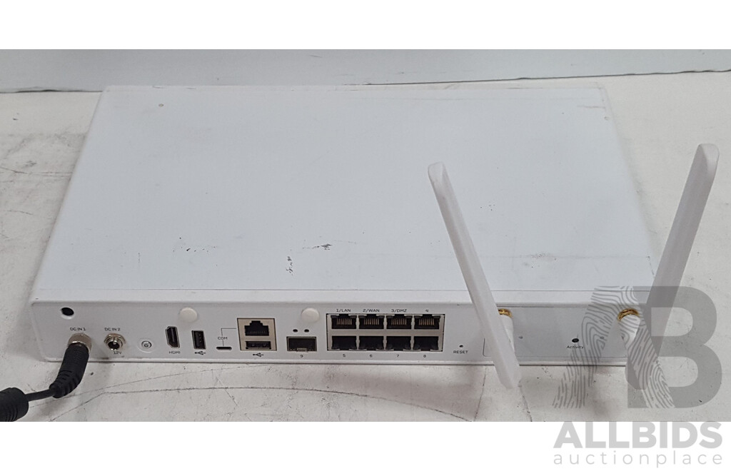 Sophos XG-135 Network Security/Firewall Appliance w/ Power Supply