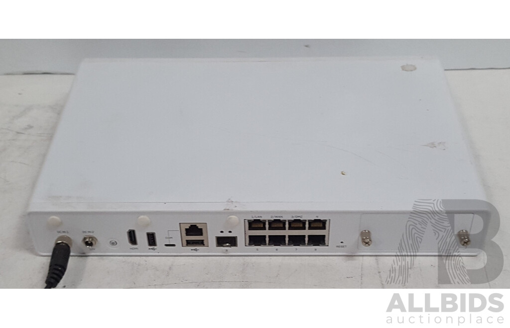 Sophos XG-135 Network Security/Firewall Appliance w/ Power Supply